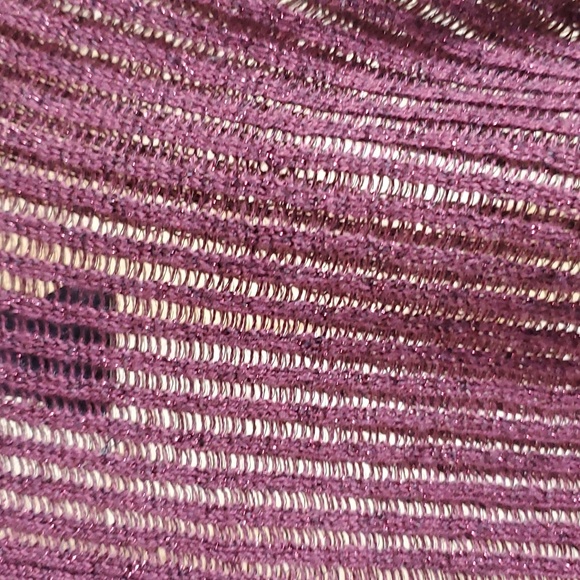 Jennifer Lopez pullover burgandy‎ sweater. - Picture 3 of 4